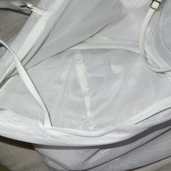 Aritzia Babaton Luxor Tank - Picture 3 of 5
